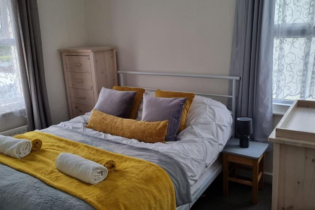 Entire House With Garden & Parking Nr Ashford Int Villa Exterior foto