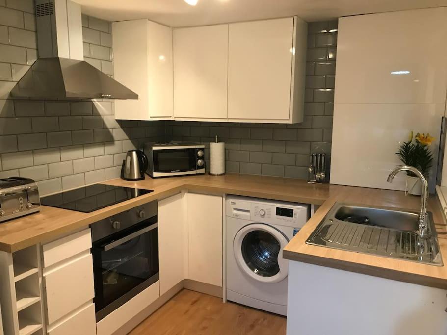 Entire House With Garden & Parking Nr Ashford Int Villa Exterior foto