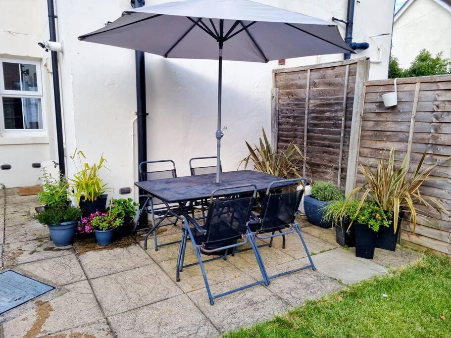 Entire House With Garden & Parking Nr Ashford Int Villa Exterior foto