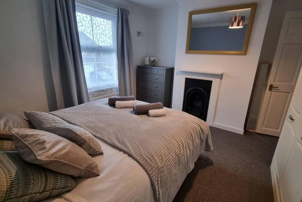 Entire House With Garden & Parking Nr Ashford Int Villa Exterior foto