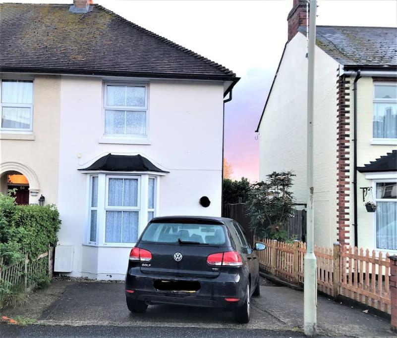 Entire House With Garden & Parking Nr Ashford Int Villa Exterior foto