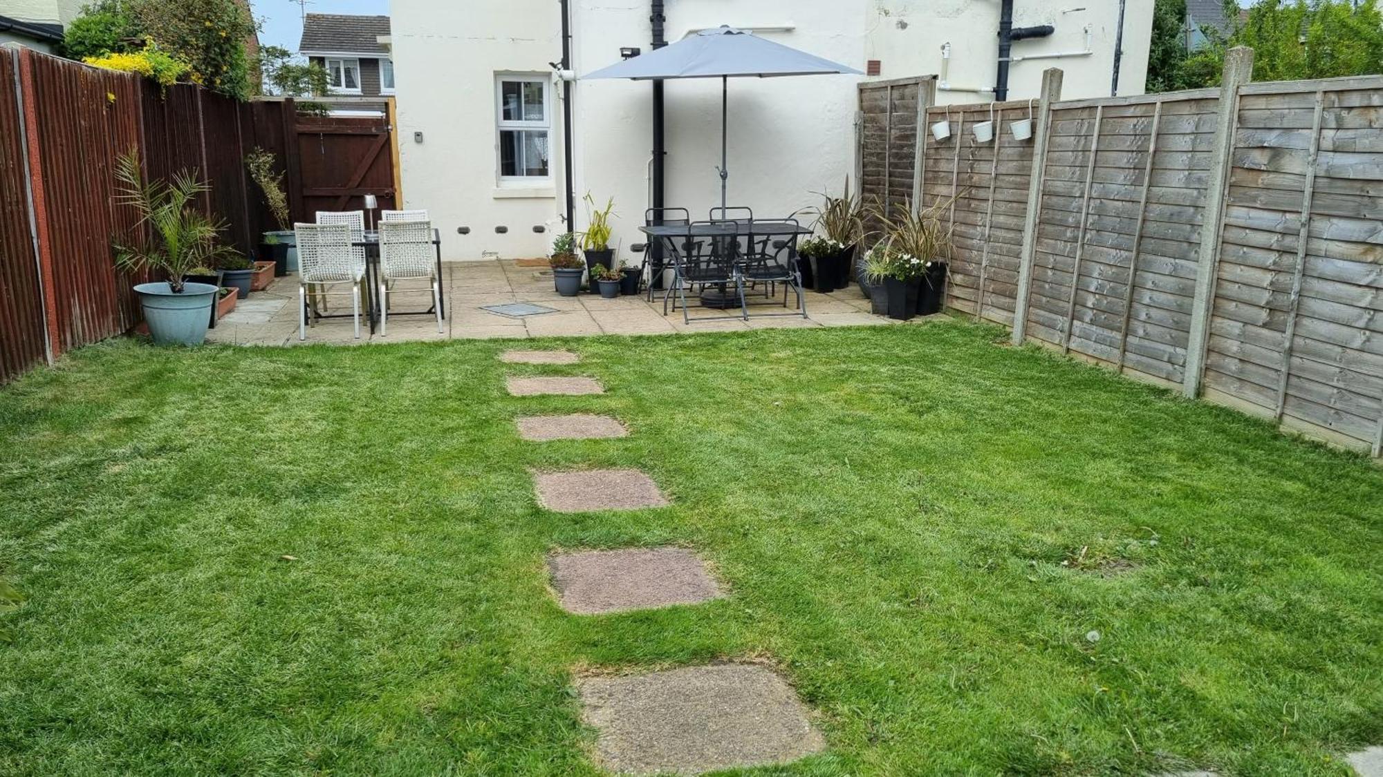 Entire House With Garden & Parking Nr Ashford Int Villa Exterior foto